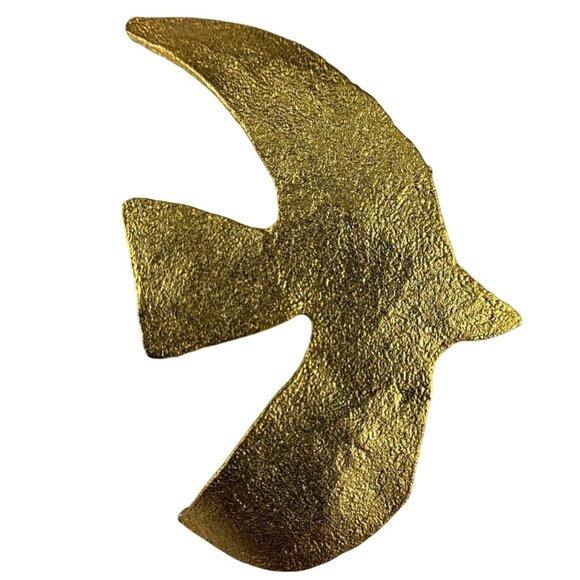 Galt Vintage Gold Tone Dove Brooch Pin Textured Metal Accent Jewelry - Picture 1 of 7